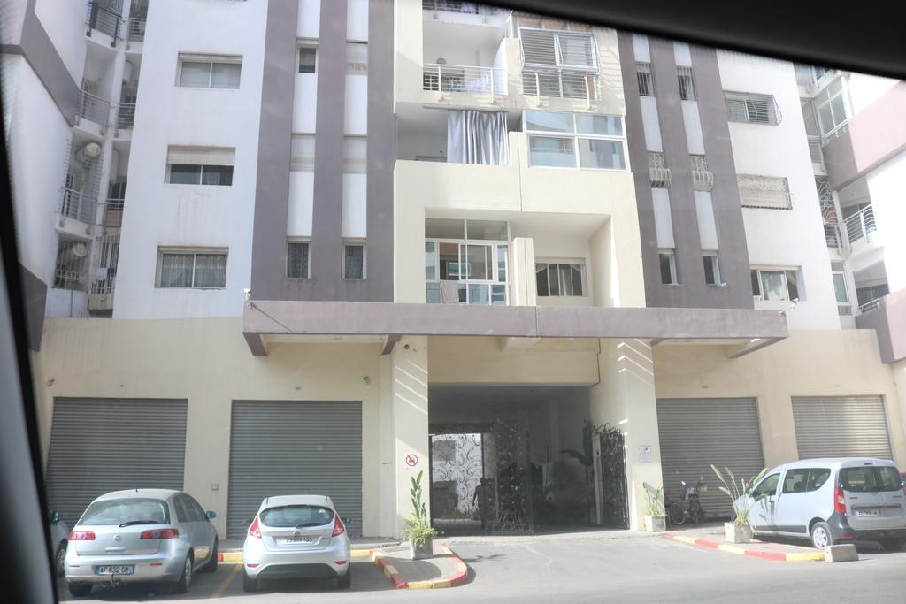Appartement ,Tram Parking And Wifi Gratui Casablanca Luaran gambar